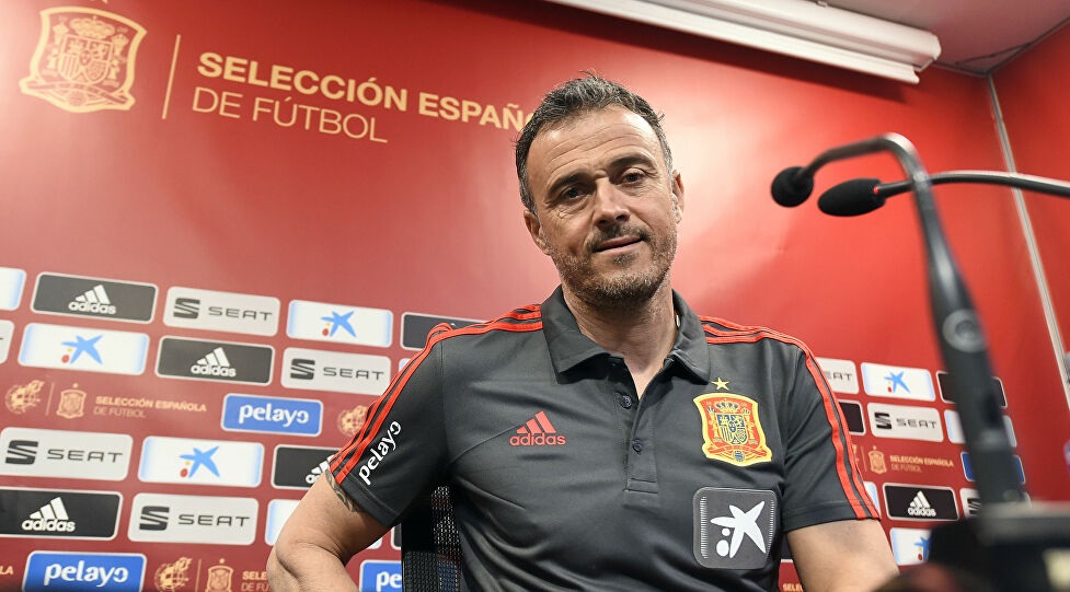 ޑިފެންސާ އެޓޭކުގައި ވަރުގަދަކަން ދައްކަންޖެހޭ: އެންރީކޭ