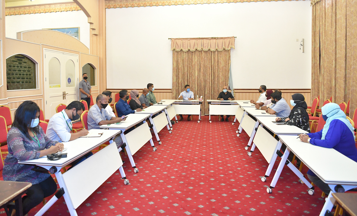 ރައީސުލްޖުމްހޫރިއްޔާގެ ނައިބު މީޑިއާތަކުގެ މަންދޫބުންނާއި ބައްދަލުކުރެއްވުން