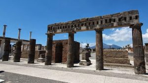 15 އަހަރު ކުރިން ވަގަށް ނެގި ތަކެތީގެ ސަބަބުން ދިރިއުޅުން އެފުށް މިފުށަށް ޖެހިއްޖެ