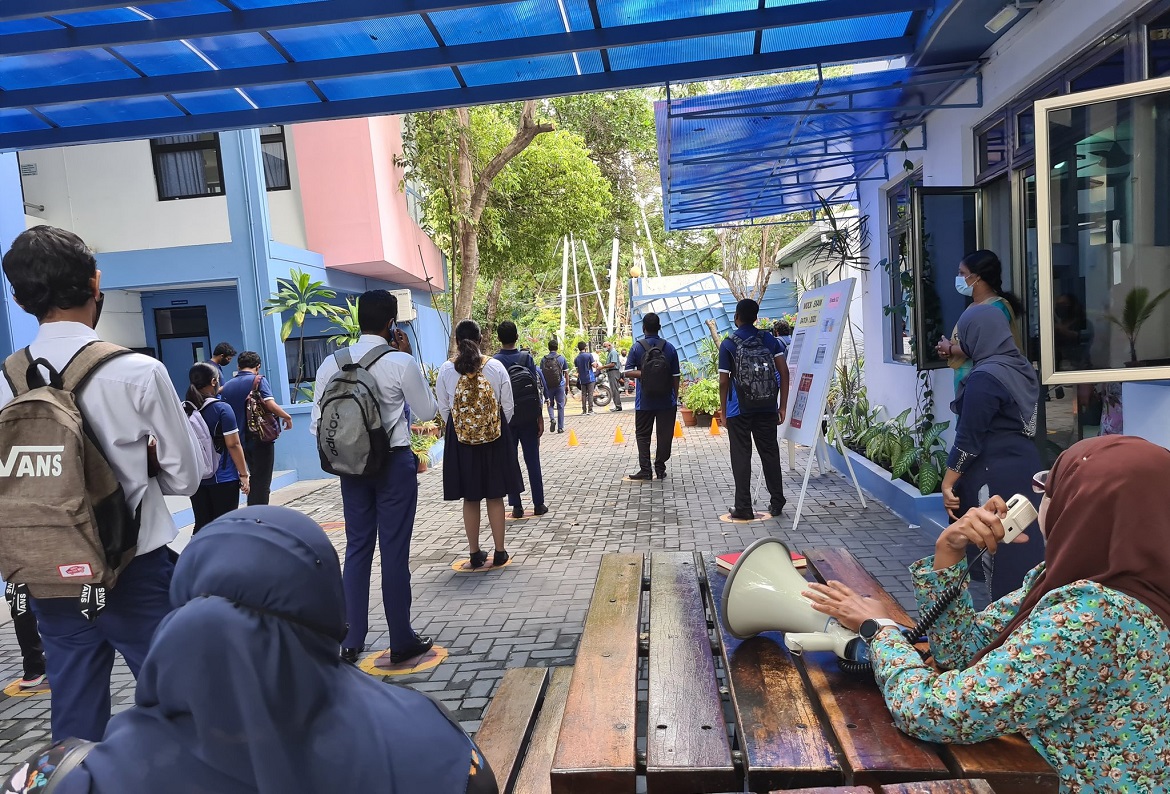 ގްރޭޑް 7 އަދި 8 ކުދިންނަށް ކިޔަވާ ދޭން ފަށަނީ