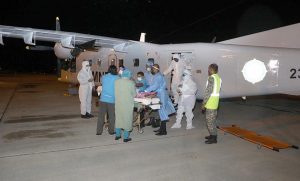 އިންޑިއާއިން ހަދިޔާކުރި މަތިންދާބޯޓުގައި ފުރަތަމަ ފަހަރަށް ބަލިމީހަކު އުފުލައިފި