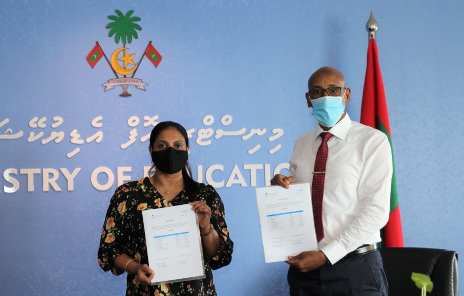 ޔުނިސެފުން 22 ސްކޫލެއްގައި 44 އަތްދޮންނަ ސްޓޭޝަންތަކެއް ޤާއިމްކޮށްދީފި