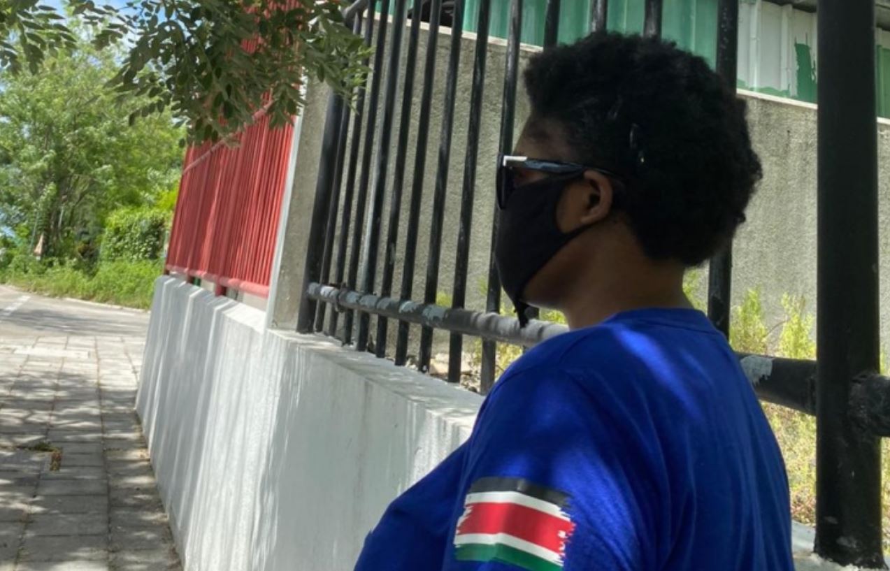 ސަފާރީ ކޭސް: ޖިންސީ ޝިކާރައަކަށްވި އަންހެންމީހާގެ ބަޔާން ބަދަލުކުރިކަމުގެ ތުހުމަތު ފުލުުހުންނަށް