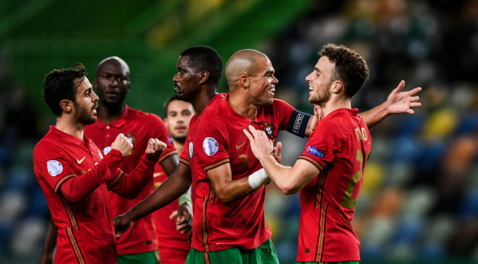 ޕޯޗުގަލް ގުރޫޕްގެ އެއްވަނައަށް