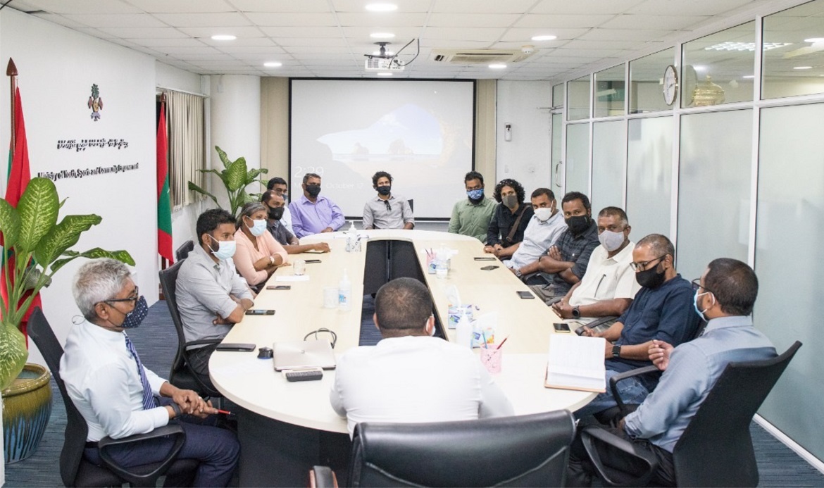 އައިއޯއައިޖީ އާއި ގުޅޭގޮތުން ކުޅިވަރު އެސޯސިއޭޝަންތަކާއި މަޝްވަރާކޮށްފި