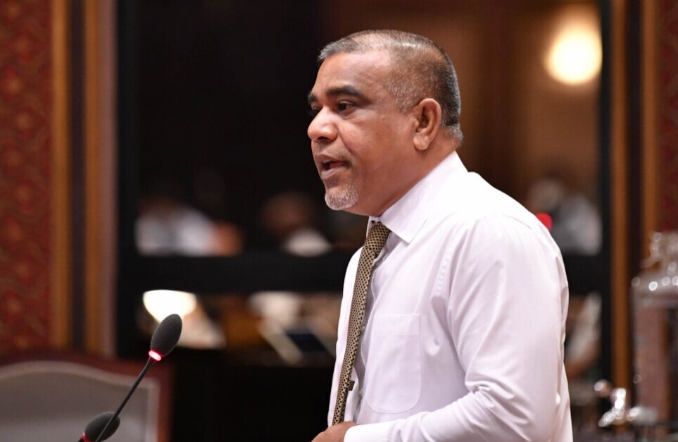 އިމްރާންގެ މައްސަލަ މަޖިލީހަށް ވައްދާފައިވަނީ ސަލަފު ޖަމްއިއްޔާ އަޑީގައި އޮވެގެން: ދޮންބިލެތް