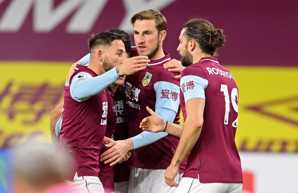 ބާންލީގެ ފުރަތަމަ މޮޅު، ސައުތުހެމްޓަމް ވުލްވޯސް އެއްވަރު