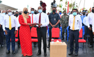 ރައީސުލްޖުމްހޫރިއްޔާ ހޯރަފުށީ އެއާޕޯޓު ރަސްމީކޮށް އިފްތިތާޙުކޮށްދެއްވުމުގެ ރަސްމިއްޔާތު