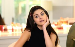 ލަވަ ކިޔުންތެރިޔާ ސެލީނާ ގޮމޭޒް އުޅެނީ ވަރަށް ބަލިކޮށް؟