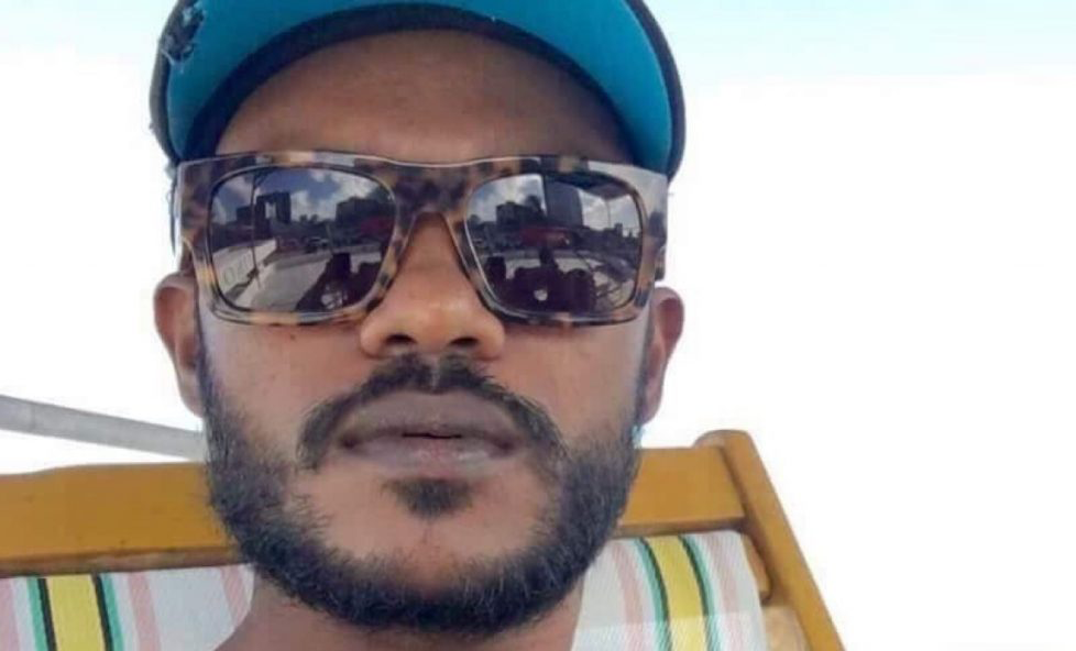 ރޭޕްގެ ކުށް ސާބިތުވެ އާޓިސްޓަކު 15 އަހަރަށް ޖަލަށް