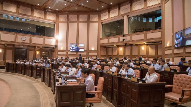 މާޒީގެ ކަންކަން ބަލަން ޤާނޫނު ހަދާއިރު އިހަކަށް ދުވަހު ހިނގި ވައްކަމާއި، މަރުތައް ނުބެލުނު: އަލްހާން