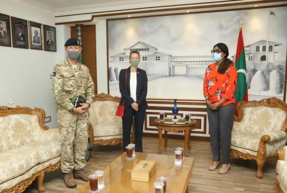 އަސްކަރީ ދާއިރާއިން ގުޅުން ހަރުދަނާ ކުރުމަށް އިނގިރޭސިވިލާތާއިއެކު މަޝްވަރާކޮށްފި