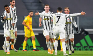 ރޮނާލްޑޯގެ 2 ލަނޑުން ޔުވެންޓަސް ދެ ވަނައަށް