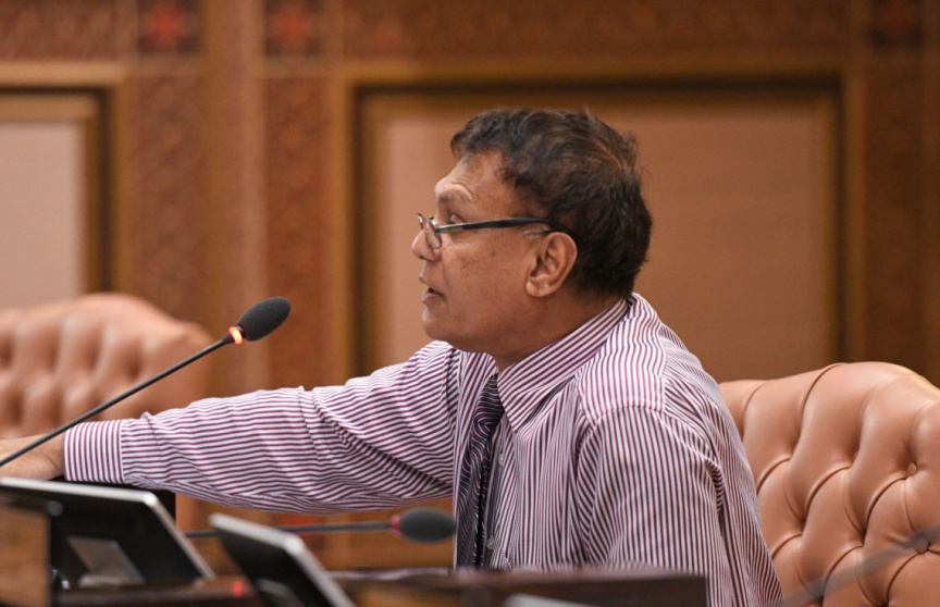 މަޖިލިސް އިންތިޚާބުގައި ވާދަ ނުކުރައްވަން ނިންމަވާ، ވޯޓާ ސިޔާސީ ކަންކަމުން ދުރަށް