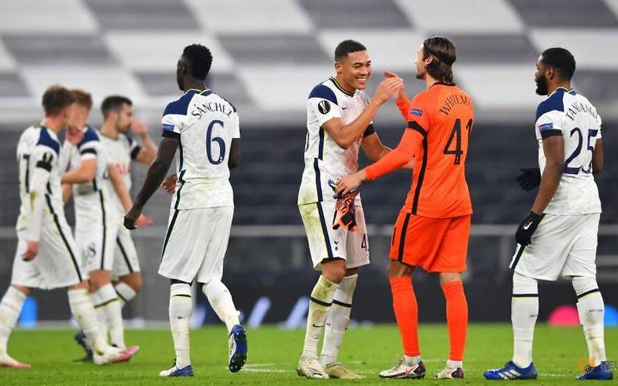 ޓޮޓްނަމް ކޮލިފައިވުމަށް ޕޮއިންޓަކާ ގާތައް