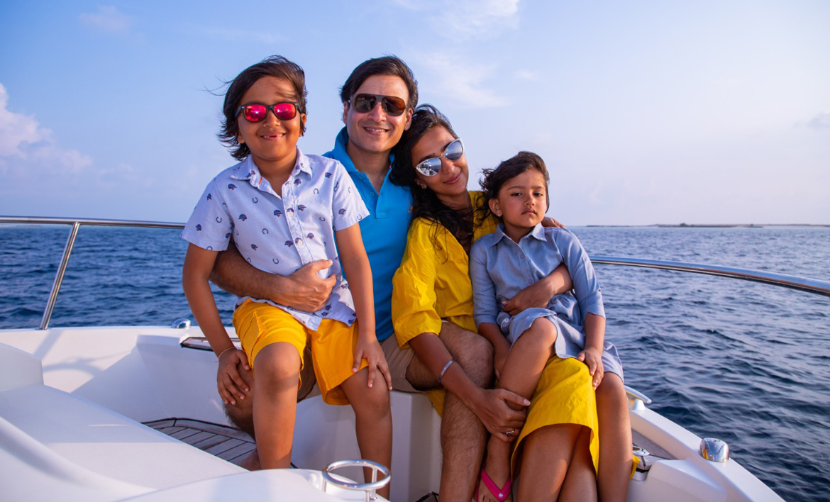 ރުޅި ނައިސް އެންމެން ވެސް ހަމަ ރާއްޖެ އަންނަންވީ! ވިވެކްވެސް އައިއްސި!