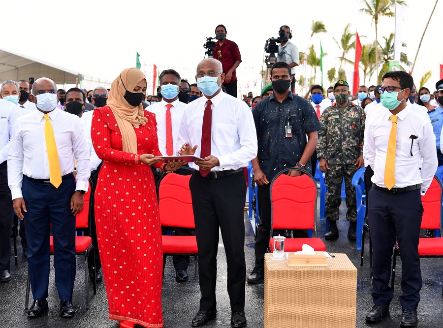 ކުލަގަދަ ރަސްމިއްޔާތަކާއިއެކު ހޯރަފުށްޓަށް އުފާވެރިކަން ގެނެސްދިން އެއާޕޯޓް ހުޅުވައިފި