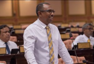 ސަލާމަތާ ރައްކާތެރިކަންއޮތީ، އިންޑިޔާއާއެކު މަސައްކަތް ކޮށްގެންކަން ޒުވާނުން ގަބޫލުކުރޭ: އާޒިމް