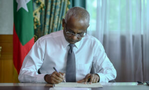 ރޭޕްގެ ކުށް ތަފްސީލުކުރި ބިލު ރައީސް ތަސްދީގު ކުރައްވައިފި