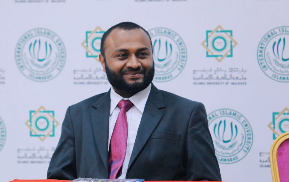 ސިޔާސީ މަންފާ އަށްޓަކައި އަނެކާގެ ޝަޚުސު ކަތިލުމުން ދުރުވާންޖެހޭ: ޑރ.ޝަހީމް