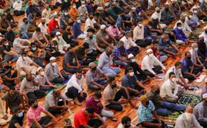 އަހަރުގެ ފުރަތަ ޚުތުބާ: މި ދުނިޔެއަކީ އިމްތިހާނުތައް ކުރިމަތިވާ ތަނެއް، މަރަށް ތައްޔާރުވޭ!