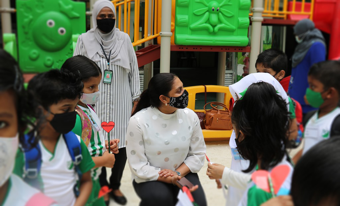 ދަރިވަރުން ސްކޫލަށްދާއިރު މާސްކްއެޅުން މަޖުބޫރެއްނޫން