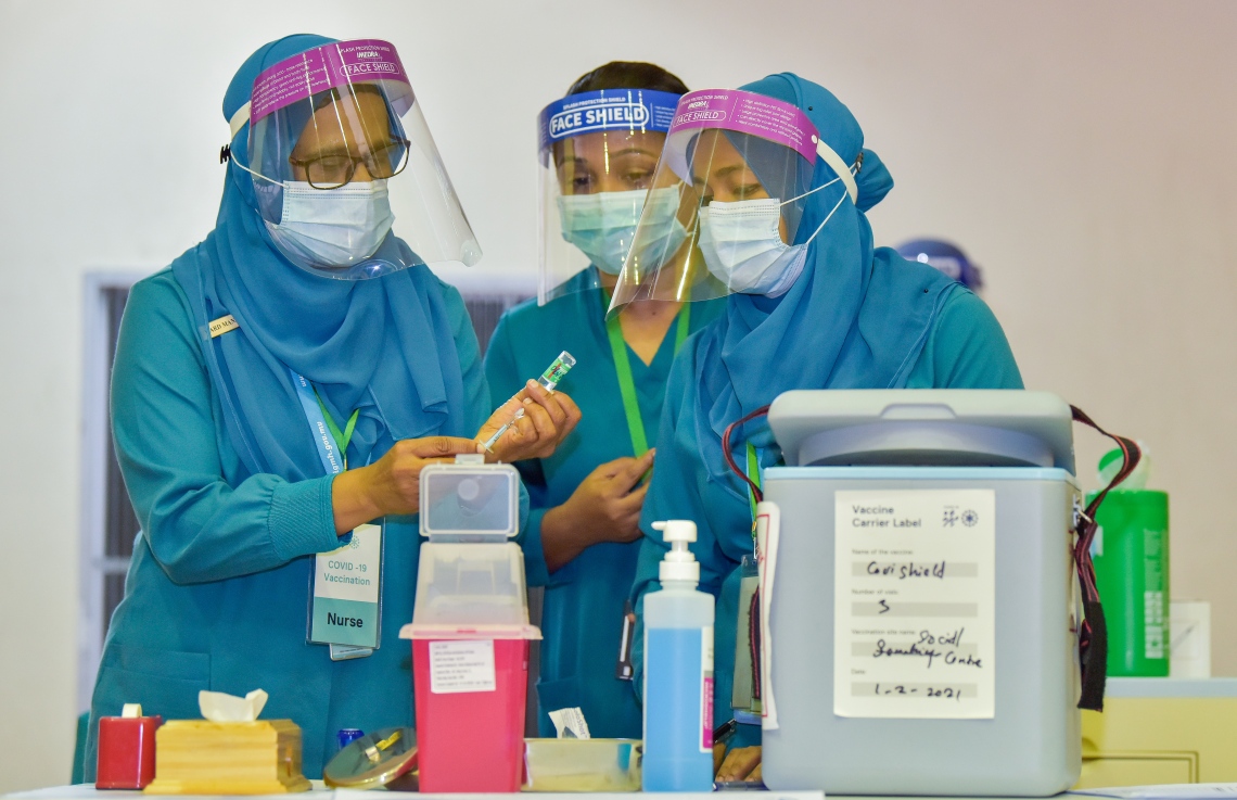 ކޯވިޑް ވެކްސިން: މިއަދު ފުރަތަމަ ޑޯޒް 3،147 މީހަކަށް، ދެވަނަ ޑޯޒް 2،016 މީހަކަށް