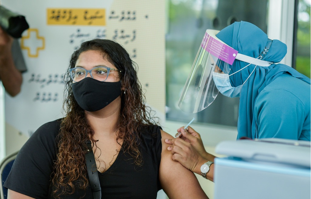 ރާއްޖެއިން ކޯވިޑް ވެކްސިން ފުރިހަމަކުރި މީހުންގެ އަދަދު 346،781 އަށް