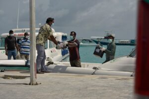 ވެކްސިން ފުރިހަމަކޮށްގެން މޮނިޓަރިންގައި އޮންނަ ރަށްރަށަށްވެސް ކަރަންޓީނުނުވެ ދެވޭގޮތަށް ހަމަޖައްސައިފި