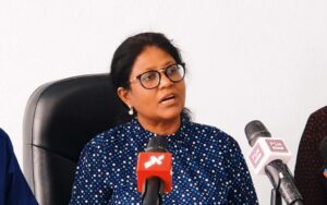 ޑިމޮކްރެޓިކް ގޮތަކީ ޕާޓީތެރެއިން ފުރުޞަތު ހުޅުވާލުން: ސިފާ