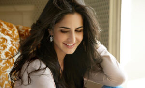 އުފަންދުވަހު ކެޓްރީނާ ލީ ހެދުމުގެ އަގު އެނގޭތަ؟