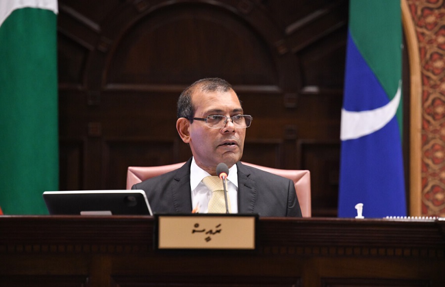 އޯވާޑްރޯ އިތުރު ކުރުމުގެ މައްސަލަ މާލިއްޔަތު ކޮމިޓީއަށް ދިޔަނުދީ މަޖިލިސް ރައީސް މޭޒުކޮޅު މަތީގައި!