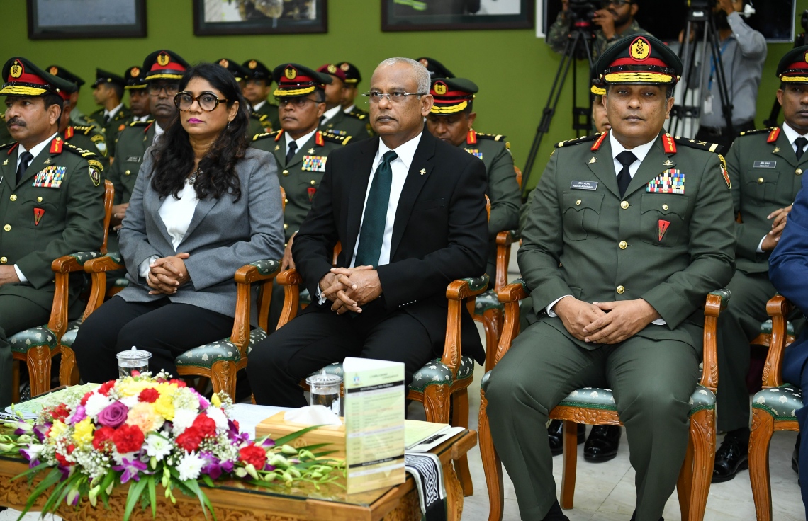 އެސްޕީޖީގެ ކޮމާންޑަރުން ބަދަލުކުރީ ރައީސްގެ އެންގެވުމަށް