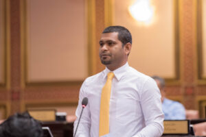 އަތޮޅުތެރޭގައި ބިން ހުރި މާލޭ މީހުންނަށް ޕޮއިންޓު އުނިވާނެ އުސޫލެއް ބޭނުންވޭ: ޝިޔާން