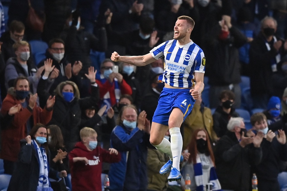 ބްރައިންޓަން އިން ޗެމްޕިއަން ސިޓީ ބަލިކޮށްފި