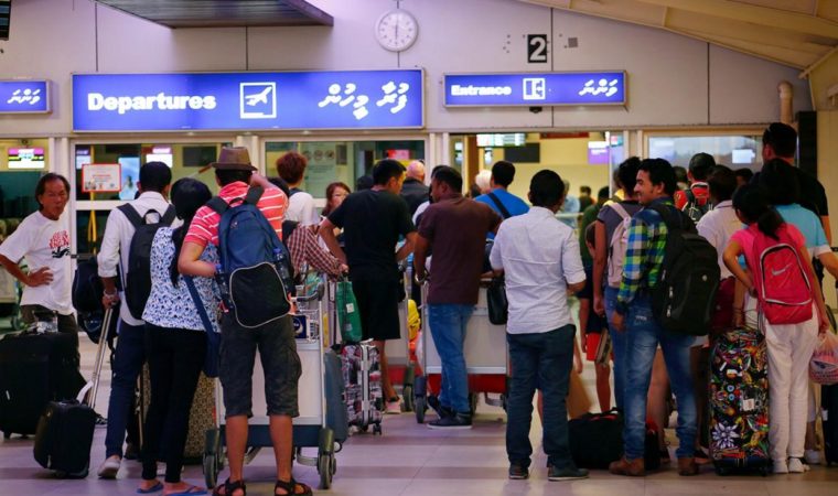 ފުލުހުން ބަލަމުންދާ މައްސަލައަކާއި ގުޅިގެން ވީއައިއޭއިން ދެ މީހުން ހިފަހައްޓައިފި