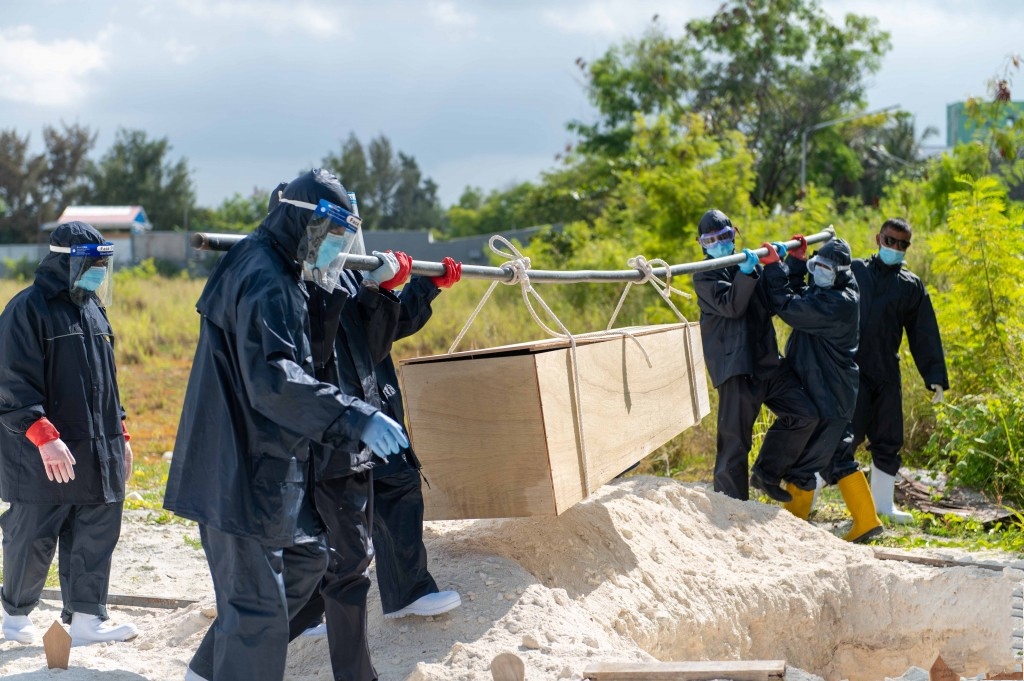 ކޯވިޑް-19ގައި 24 ގަޑިއިރުތެރޭ ދެމީހަކު ނިޔާވެއްޖެ