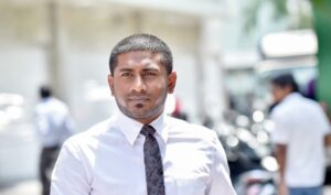 މަހުލޫފުގެ ސަސްޕެންޝަން އުވާލަައިފި