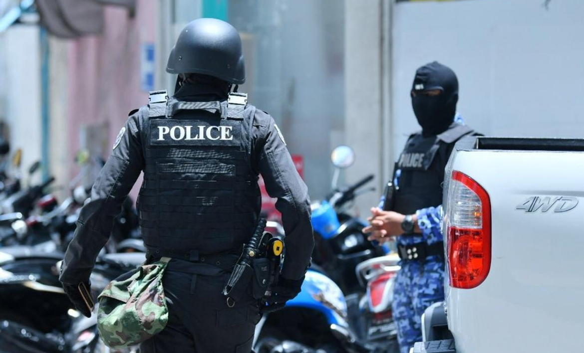 ކުޑަކުއްޖަކަށް ފުލުހުން އަނިޔާކުރި ކަމަށް ބުނާ މައްސަލަ ބަލަނީ