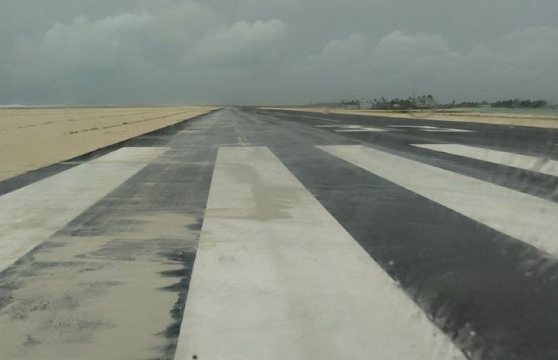 މޫސުން ގޯސްވެ ރަންވޭއަށް ވެލި އަރާތީ، ހޯރަފުށީ އެއާޕޯޓްގެ ދަތުރުތައް މެދުކަނޑާލައިފި