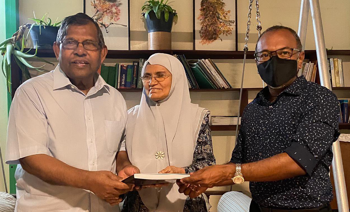 މަޖިލިސް އިންކުއަރީ ރިޕޯޓުގެ ކޮޕީއެއް ނަޝީދުގެ އާއިލާއަށް އަރުވައިފި