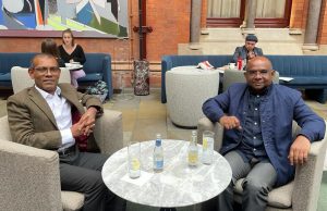 ބޮމުގެ ހަމަލާއަށްފު ނަޝީދުގެ ފުރަތަމަ ބައްދަލުވުން ޝާހިދު އާއިއެކު