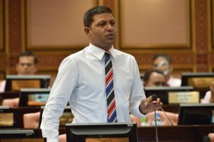 މެމްބަރު ރިޒާއަށް ދަޢުވާކޮށްފި