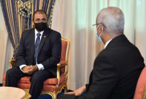 އިންތިޚާބު އިއުލާނުކުރުމުގެ މާކުރިން އިދިކޮޅު ބަލިވެއްޖެ، ރައީސް ޞާލިޙު ހަމަމޮޅީ!