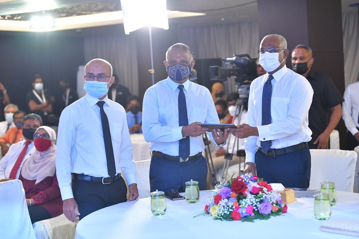 ނަފްސާނީ ދުޅަހެޔޮކަމުގެ ދާއިރާއިން މާސްޓަރސް ފެންވަރުގެ 30 ސްކޮލަރޝިޕަށް ހުޅުވާލަނީ