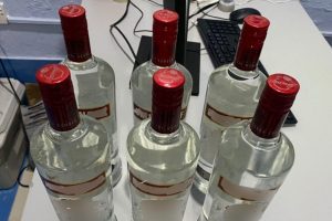 ބަނގުރާފުޅި ތަކަކާއިއެކު ފަރެސްމާތޮޑާއިން 3 މީހަކު ހައްޔަރުކޮށްފި