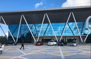 އައްޑޫގައި ސިލްސިލާ މާރާމާރީތަކެއް، 21 އަހަރުގެ ޒުވާނަކު މަރުވެއްޖެ