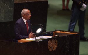 ހުރިހާ މާނައެއްގައި، އަދި ހުރިހާ ސިފައެއްގައި ޓެރަރިޒަމް ކުށްވެރި ކުރަން: ރައީސް