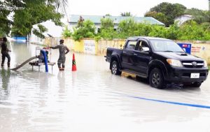 އައްޑޫ ސިޓީ ހިތަދޫ މަގުތަކުގައި ފެންބޮޑުވެ، ފެން ހިންދަނީ