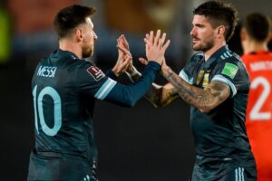 ޕެރޫ ބަލިކޮށް އާޖެންޓީނާ ކޮލިފައިވުމާއި ގާތަށް